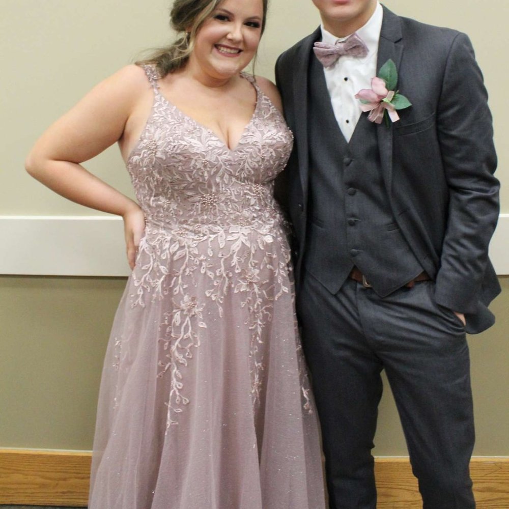 Prom/Pageant Dress - Picture 9 of 9